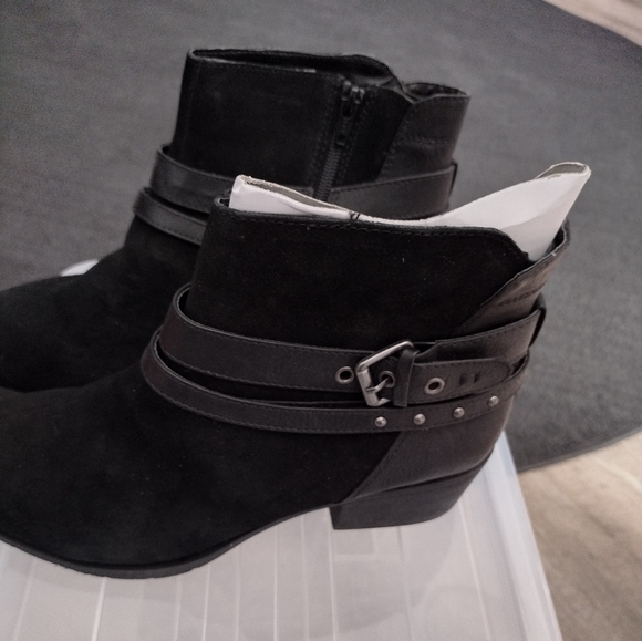 Booties - Picture 2 of 3